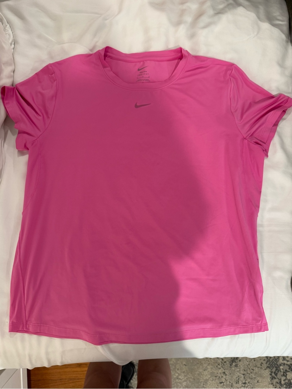 Nike Women’s Hot Pink Short Sleeve Dri-FIT Tee